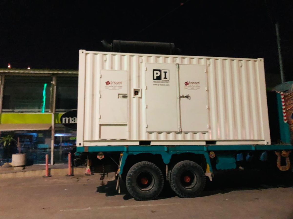 Containerized set on its way to site
